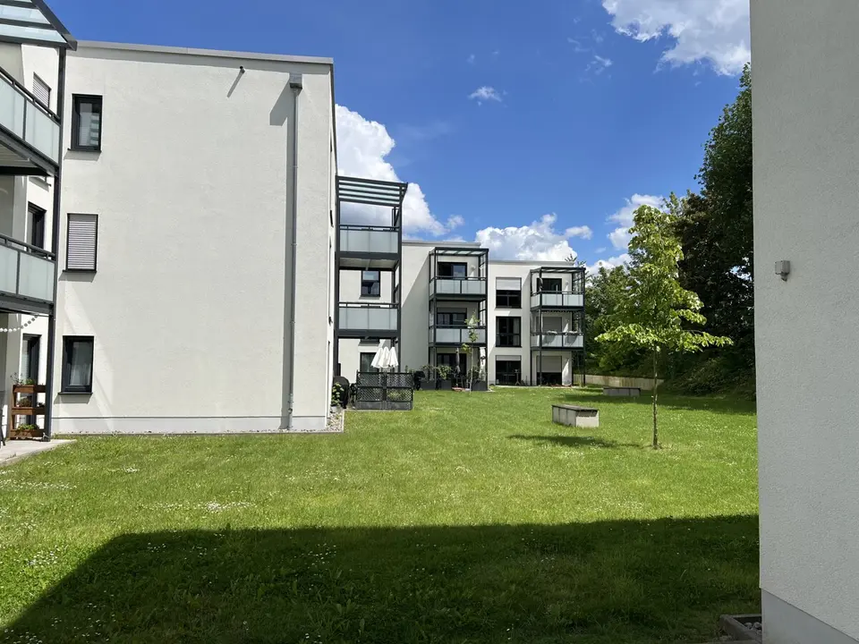 3 Zimmer Wohnung mit 107 m² in Detmold – Bild 4