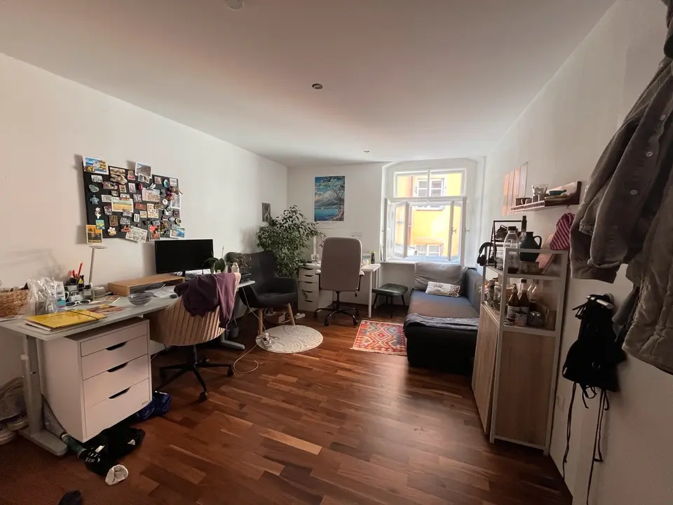 5 Zimmer Wohnung mit 100 m² in Regensburg – Bild 3