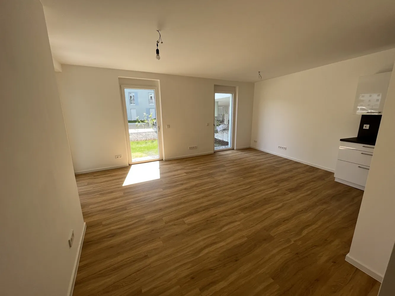 4 Zimmer Wohnung mit 111 m² in Neu-Ulm – Bild 2
