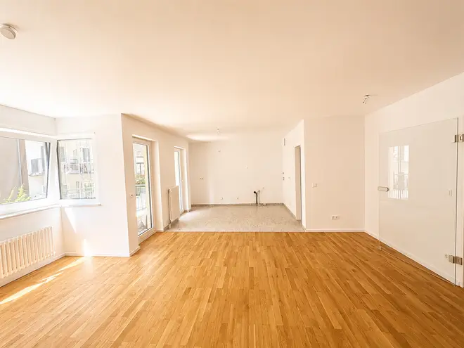 2 Zimmer Wohnung mit 82 m² in Köln – Bild 1