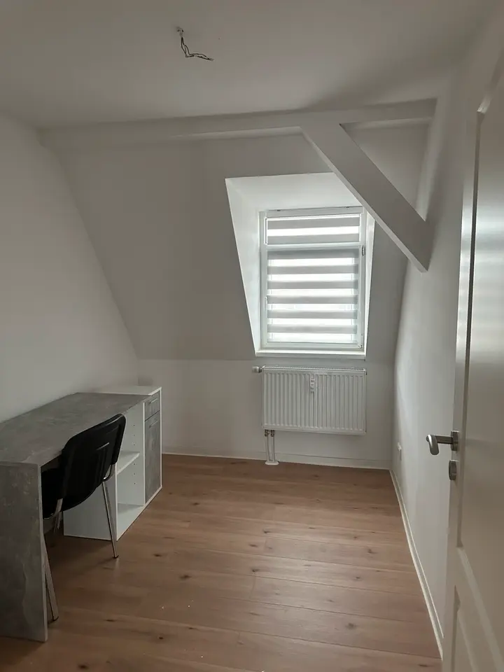 4 Zimmer Wohnung mit 130 m² in Gera – Bild 4