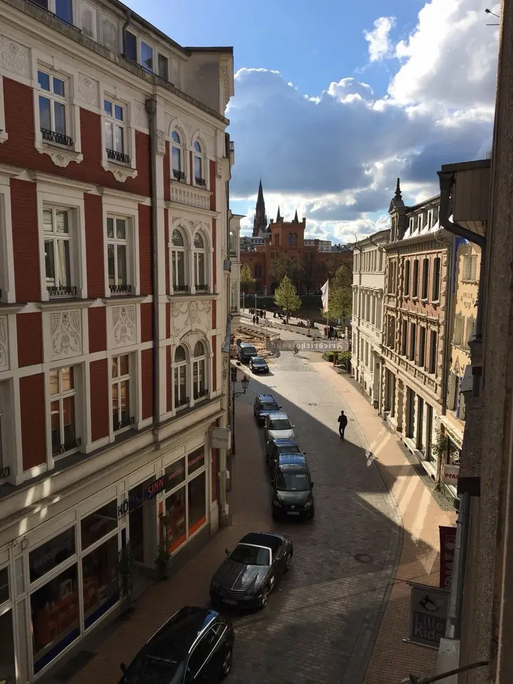 2 Zimmer Wohnung mit 68 m² in Schwerin – Bild 3