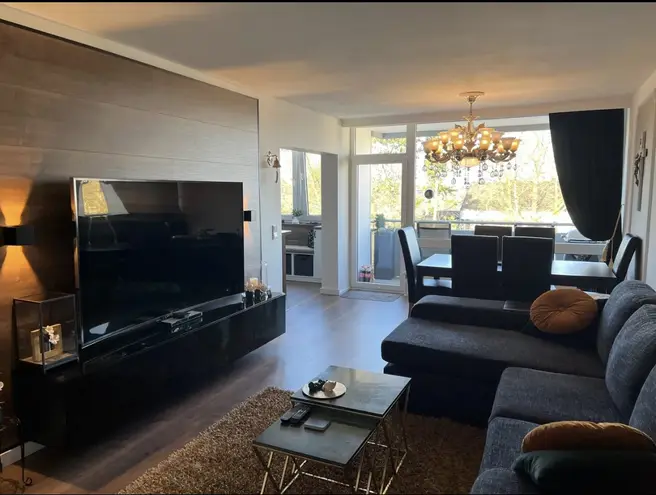 4 Zimmer Wohnung mit 107 m² in Neuss – Bild 1