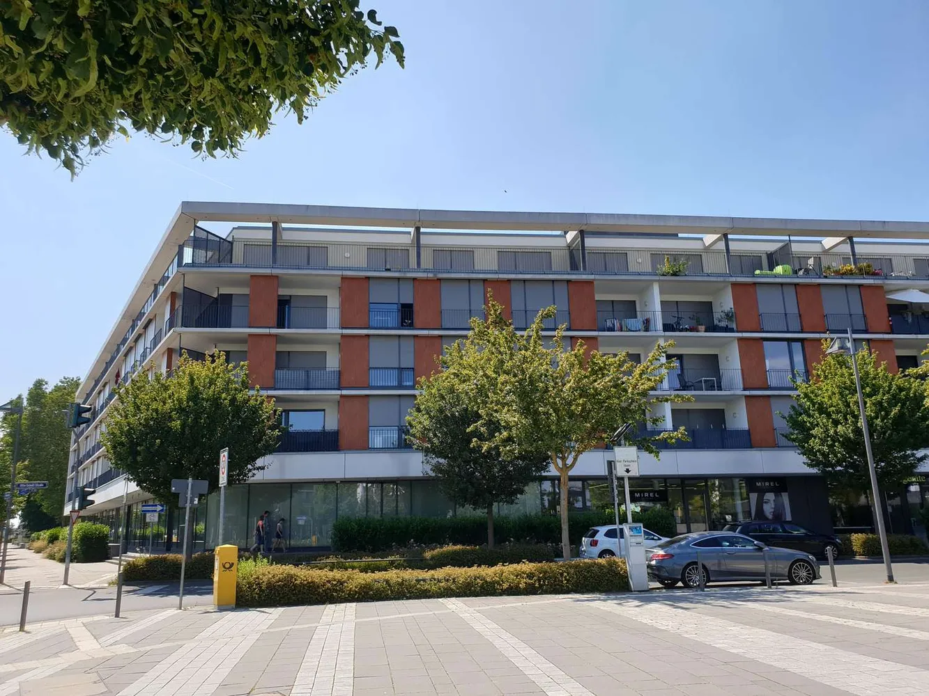 3 Zimmer Wohnung mit 101 m² in Frankfurt am Main – Bild 1