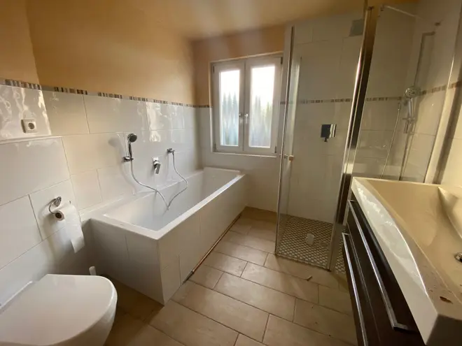 4 Zimmer Haus mit 1 m² in Bonn – Bild 10