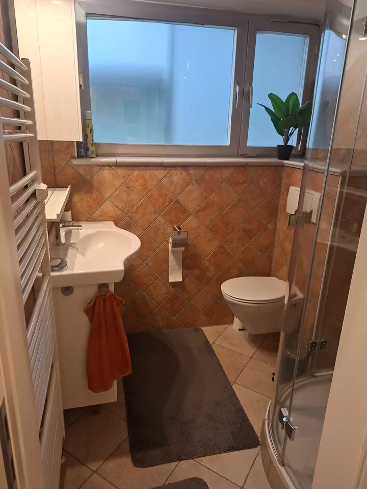 WG-Zimmer mit 33 m² in Frankfurt am Main – Bild 5