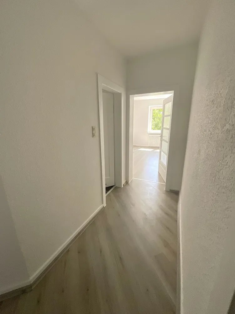 2 Zimmer Wohnung mit 65 m² in Wuppertal – Bild 4