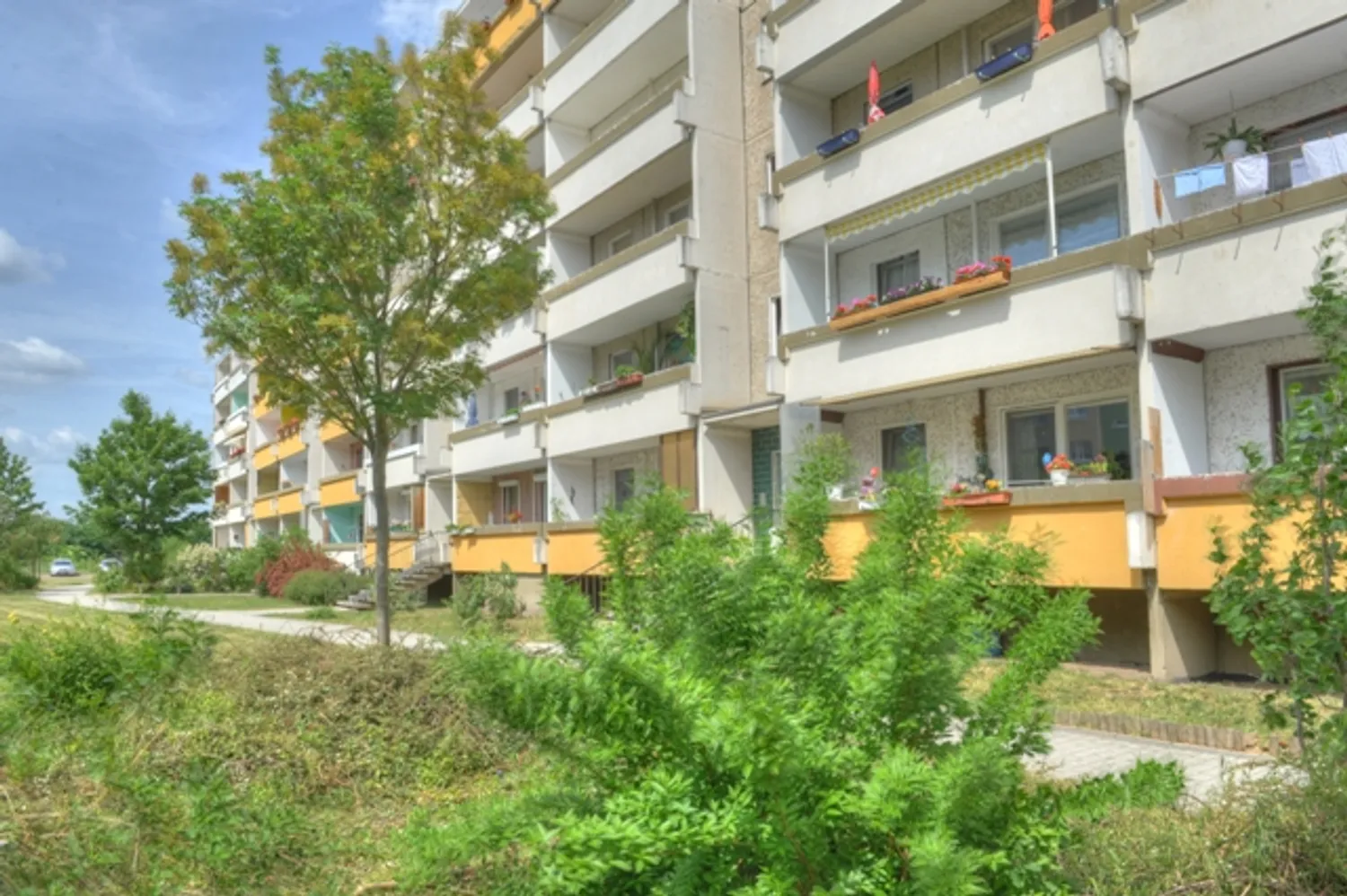 3 Zimmer Wohnung mit 70 m² in Halle (Saale) – Bild 1