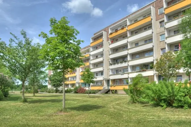 3 Zimmer Wohnung mit 70 m² in Halle (Saale) – Bild 2