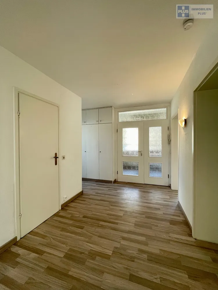 3 Zimmer Wohnung mit 85 m² in Homburg – Bild 2