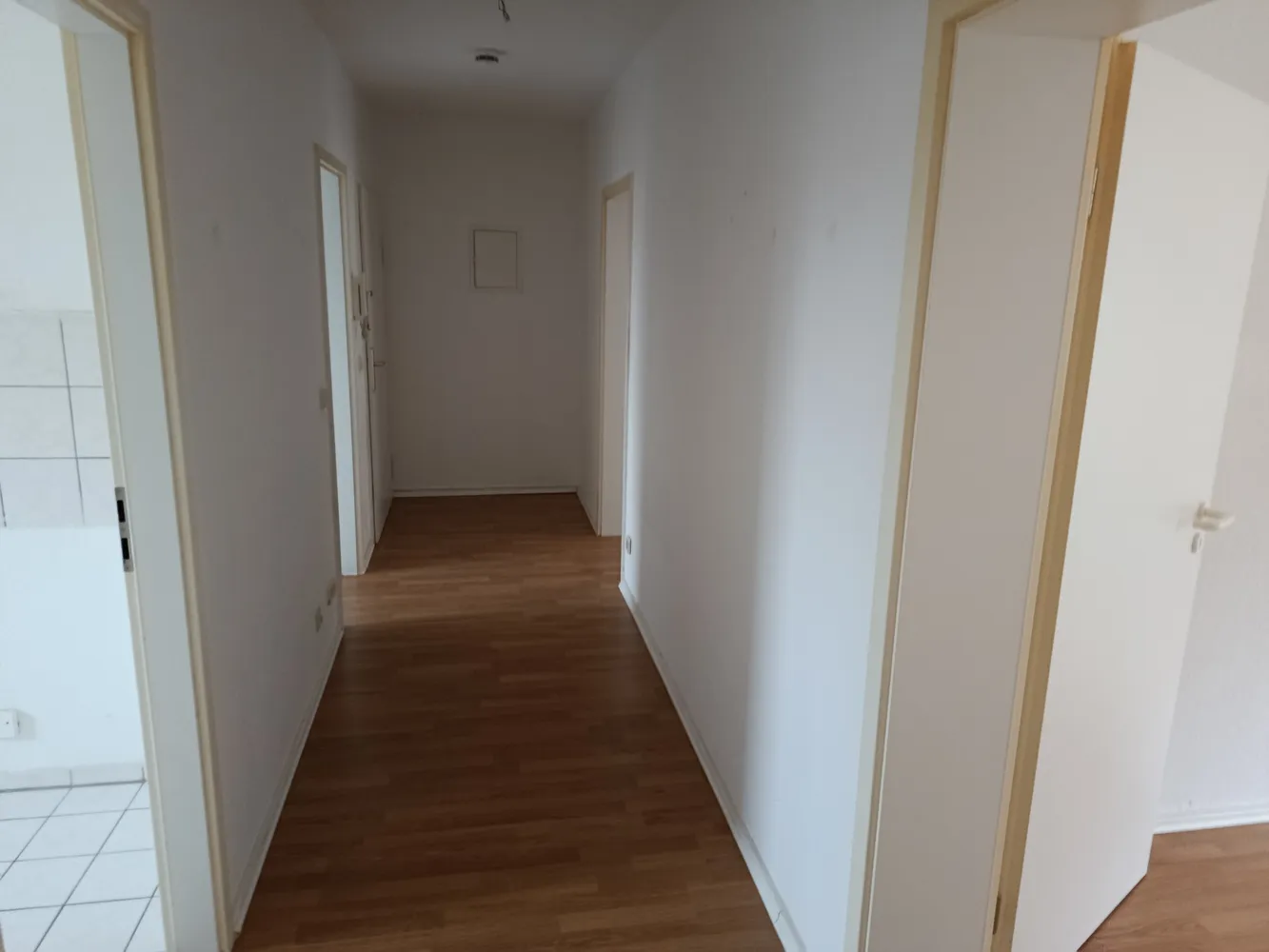 3 Zimmer Wohnung mit 76 m² in Merseburg – Bild 2