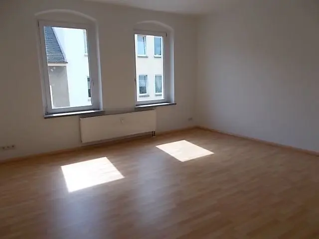 2 Zimmer Wohnung mit 78 m² in Limbach-Oberfrohna – Bild 1