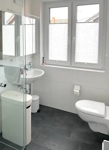 2 Zimmer Wohnung mit 42 m² in Bonn – Bild 8