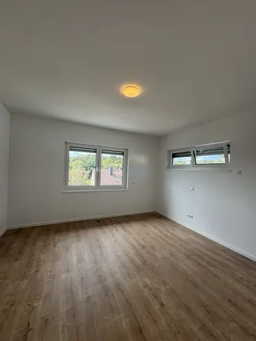 4 Zimmer Haus mit 150 m² in Wiesbaden – Bild 11