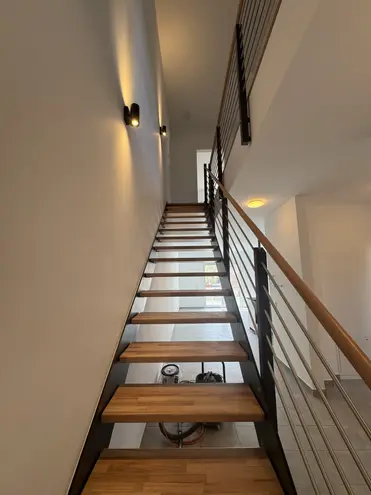 4 Zimmer Haus mit 150 m² in Wiesbaden – Bild 2