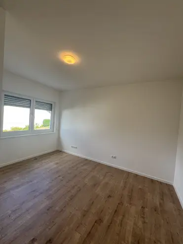 4 Zimmer Haus mit 150 m² in Wiesbaden – Bild 6