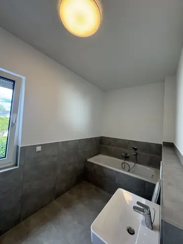 4 Zimmer Haus mit 150 m² in Wiesbaden – Bild 9