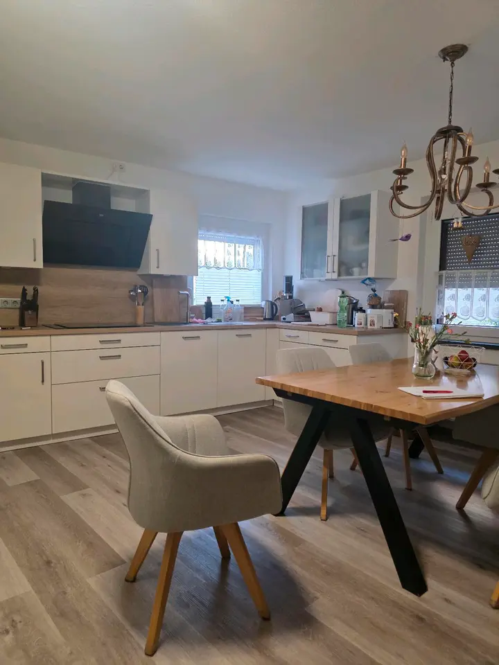 6 Zimmer Haus mit 139 m² in Marburg – Bild 2