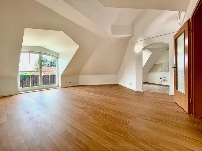 3 Zimmer Wohnung mit 72 m² in Dresden – Bild 2