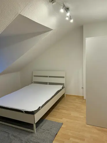 WG-Zimmer mit 14 m² in Düsseldorf – Bild 1