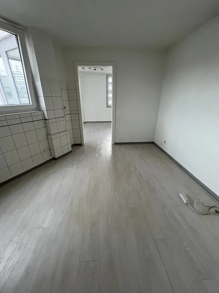 5 Zimmer Wohnung mit 139 m² in Pforzheim – Bild 3