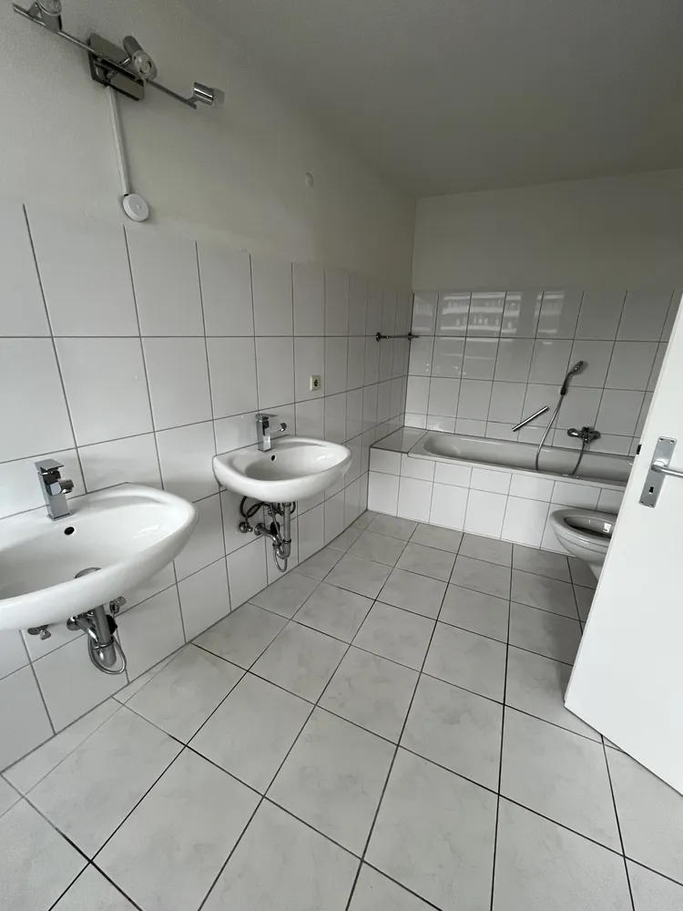 5 Zimmer Wohnung mit 139 m² in Pforzheim – Bild 4