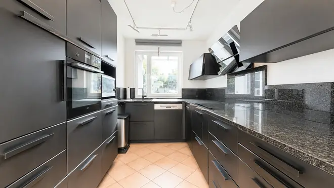 5 Zimmer Haus mit 143 m² in Frankfurt am Main – Bild 3