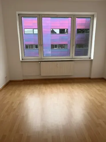 4 Zimmer Wohnung mit 106 m² in Kiel – Bild 3