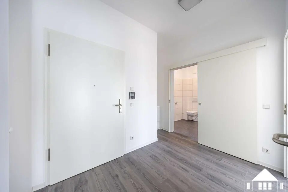 2 Zimmer Wohnung mit 100 m² in Delmenhorst – Bild 4