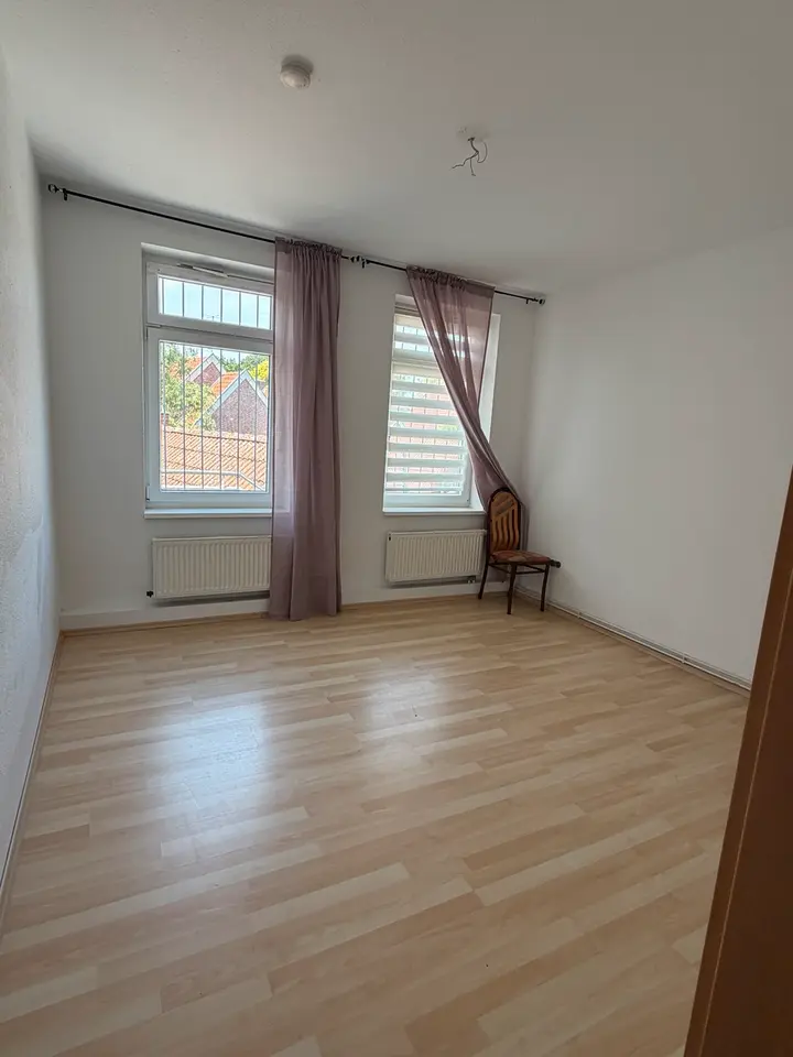 5 Zimmer Wohnung mit 120 m² in Wilhelmshaven – Bild 1