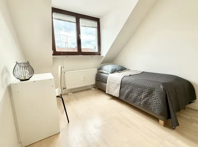 4 Zimmer Wohnung mit 87 m² in Düsseldorf – Bild 7