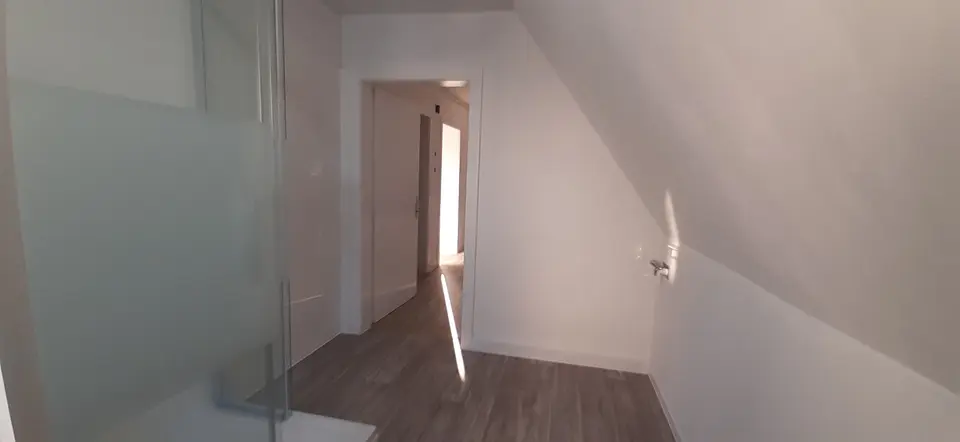 2 Zimmer Wohnung mit 65 m² in Siegen – Bild 4