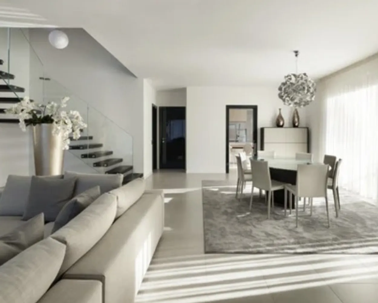 6 Zimmer Wohnung mit 155 m² in Berlin – Bild 1