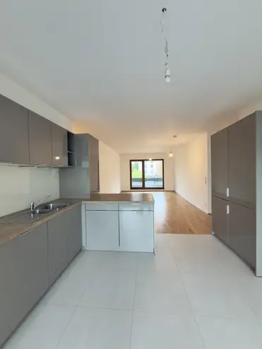 4 Zimmer Wohnung mit 123 m² in Frankfurt am Main – Bild 3