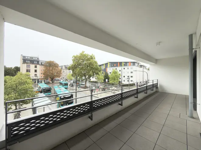 4 Zimmer Wohnung mit 123 m² in Frankfurt am Main – Bild 9