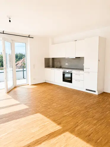 2 Zimmer Wohnung mit 72 m² in Saarbrücken – Bild 2