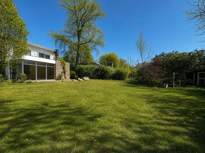 6 Zimmer Haus mit 233 m² in Hamburg – Bild 3