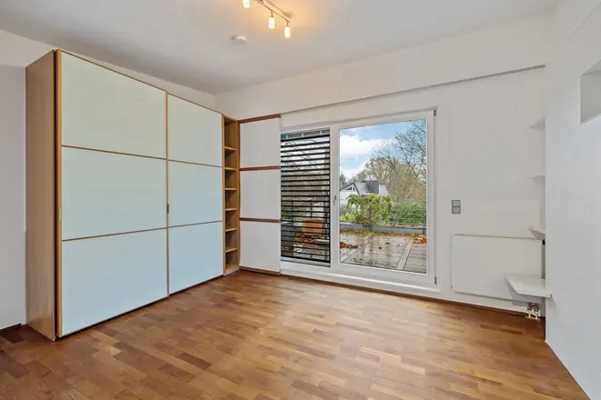 6 Zimmer Haus mit 233 m² in Hamburg – Bild 4