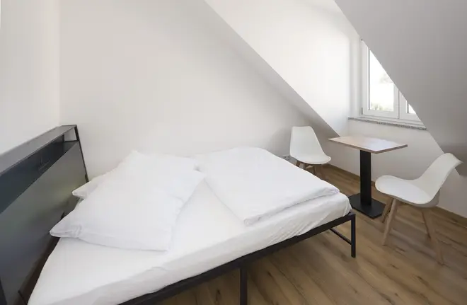 7 Zimmer Wohnung mit 135 m² in München – Bild 10