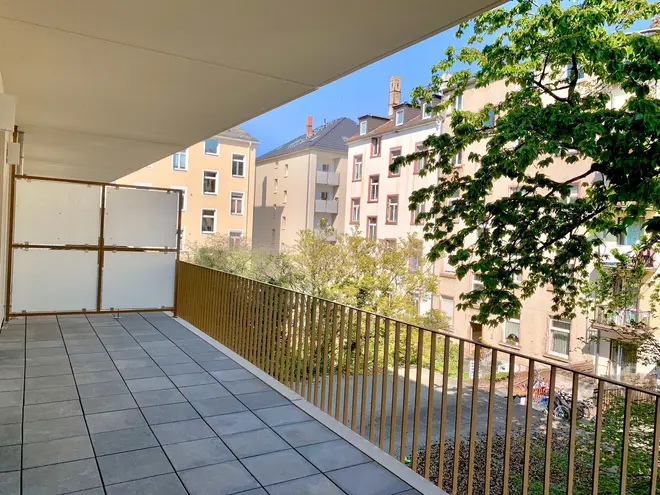 2 Zimmer Wohnung mit 74 m² in Frankfurt am Main – Bild 5
