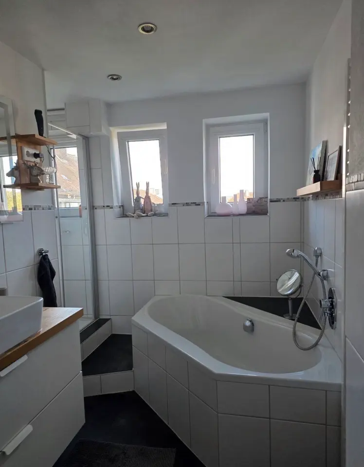 4 Zimmer Wohnung mit 150 m² in Aschaffenburg – Bild 5