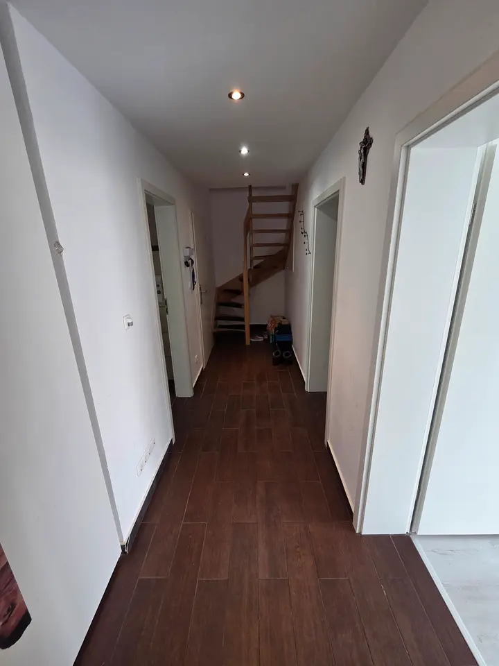 3 Zimmer Wohnung mit 110 m² in Dachau – Bild 4
