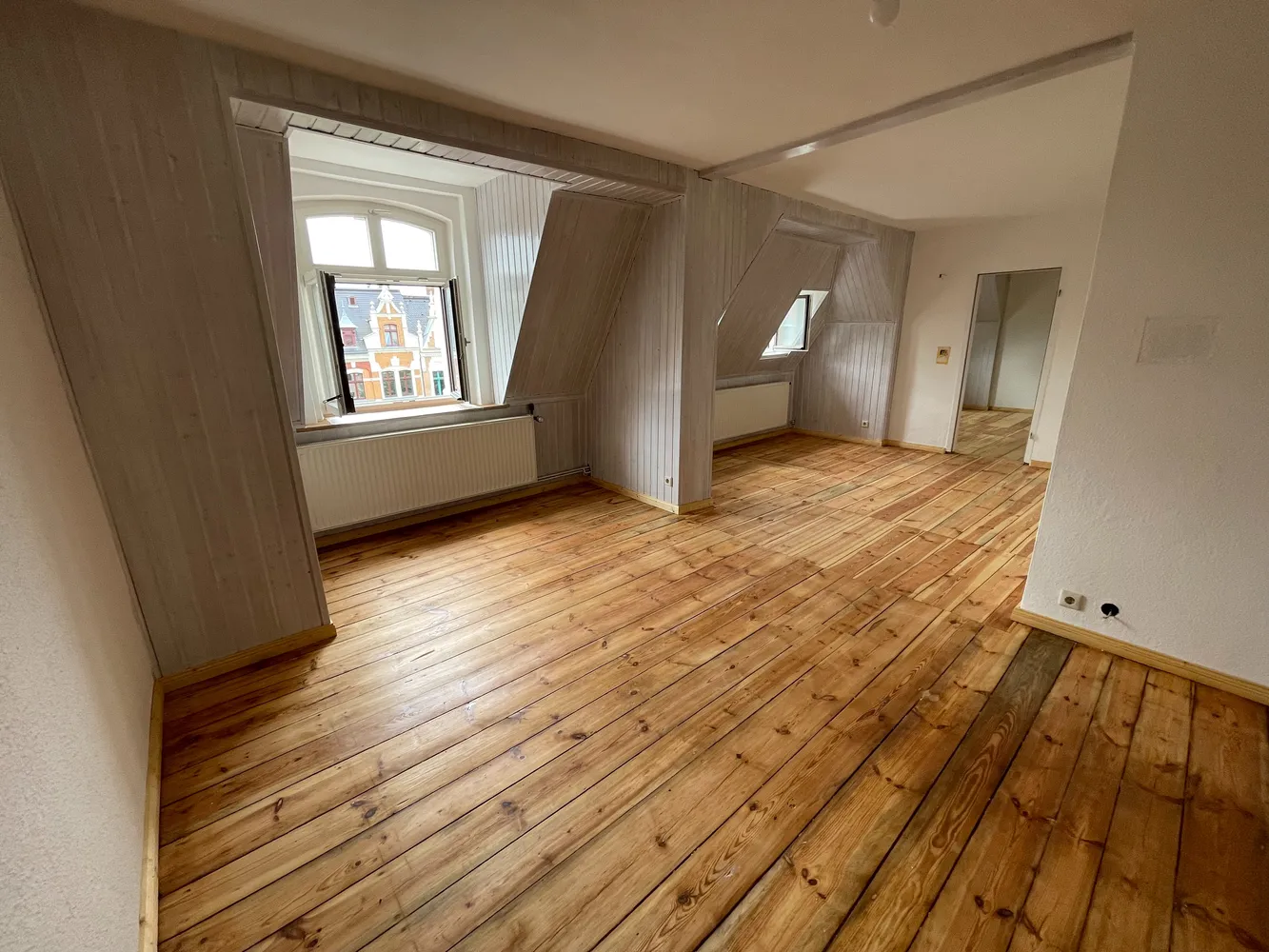 3 Zimmer Wohnung mit 90 m² in Görlitz – Bild 2
