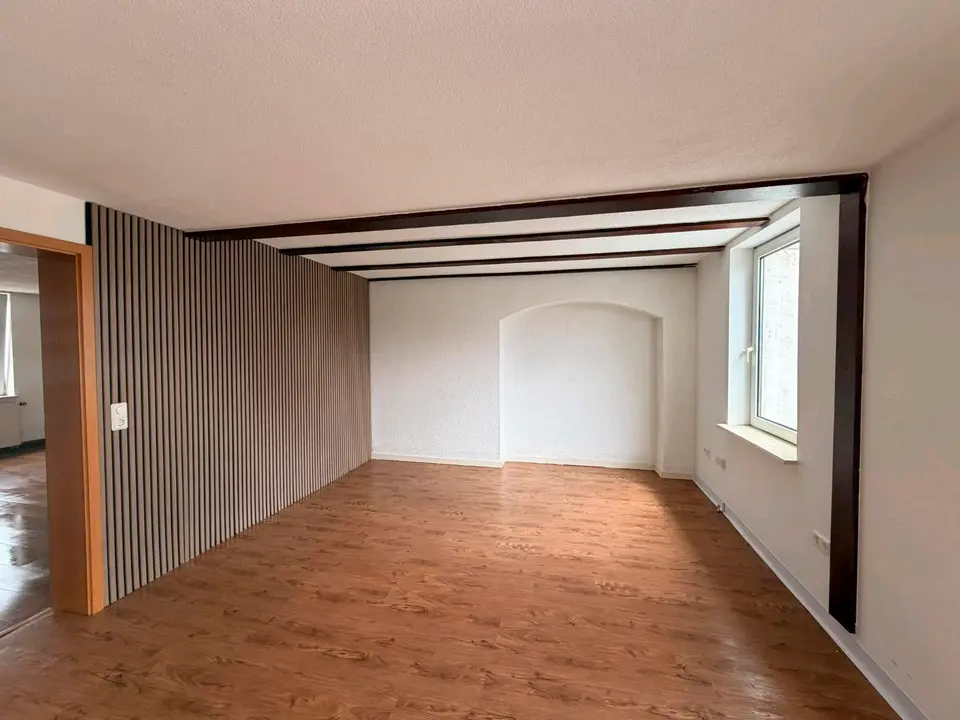 4 Zimmer Wohnung mit 105 m² in Stendal – Bild 2