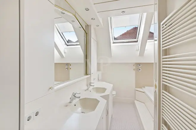 5 Zimmer Wohnung mit 169 m² in Augsburg – Bild 8