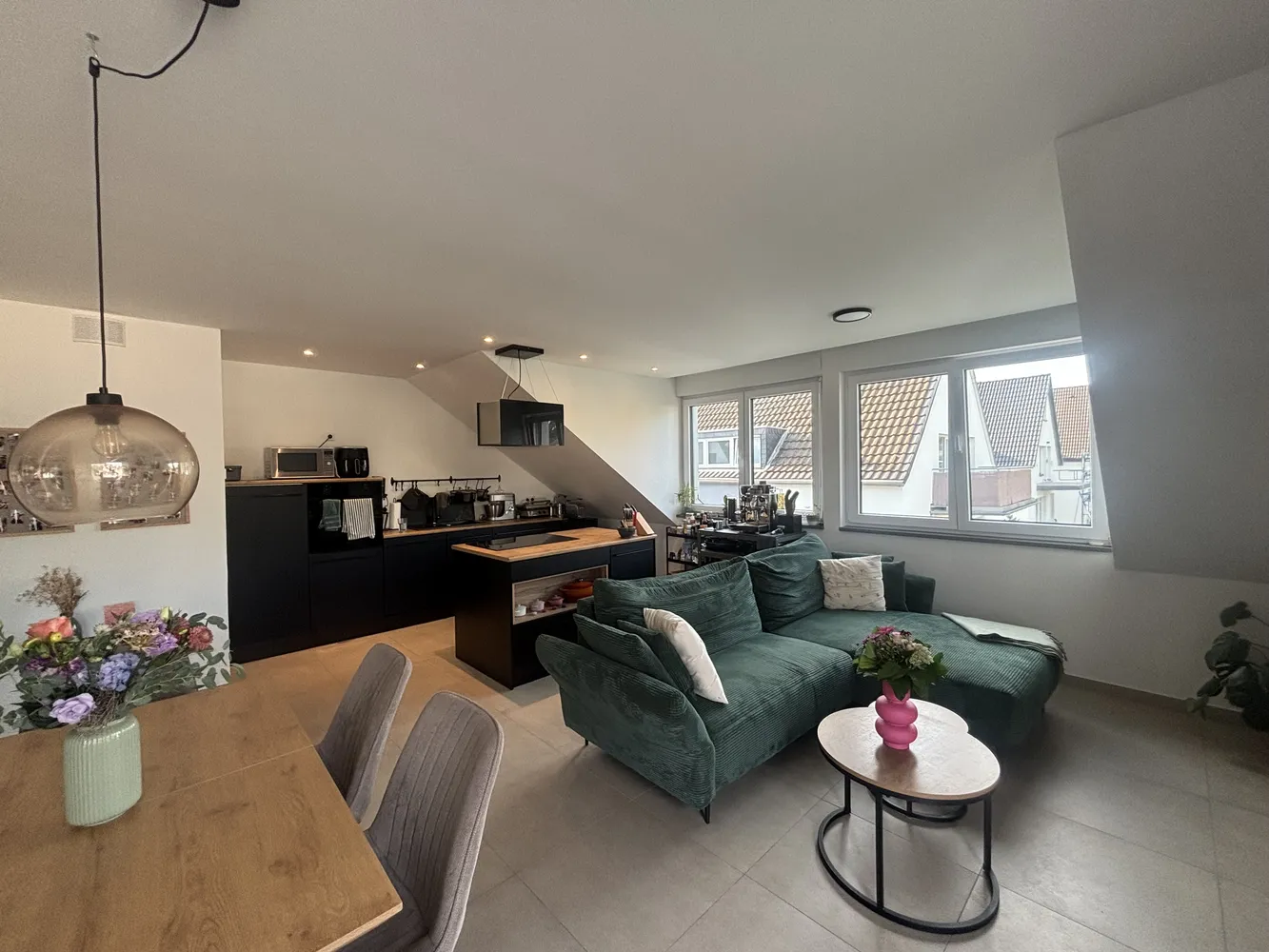 2 Zimmer Wohnung mit 68 m² in Leverkusen – Bild 1