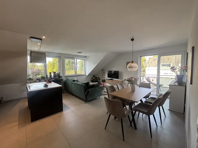 2 Zimmer Wohnung mit 68 m² in Leverkusen – Bild 2