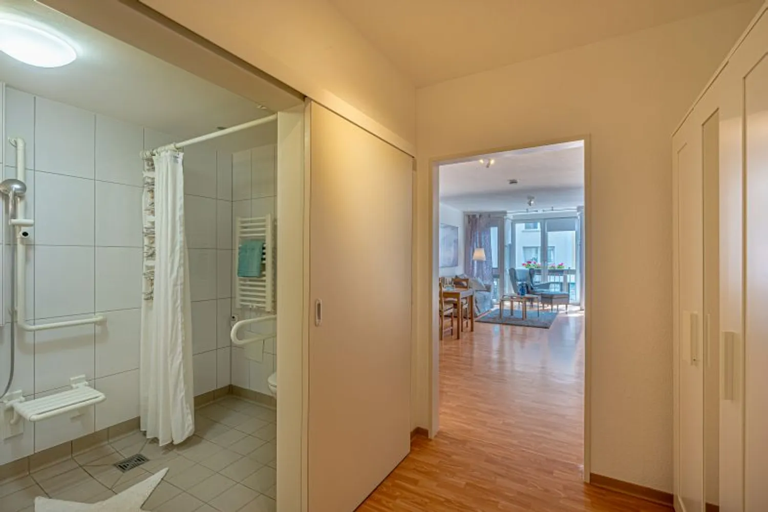 1 Zimmer Wohnung mit 40 m² in Bremerhaven – Bild 8