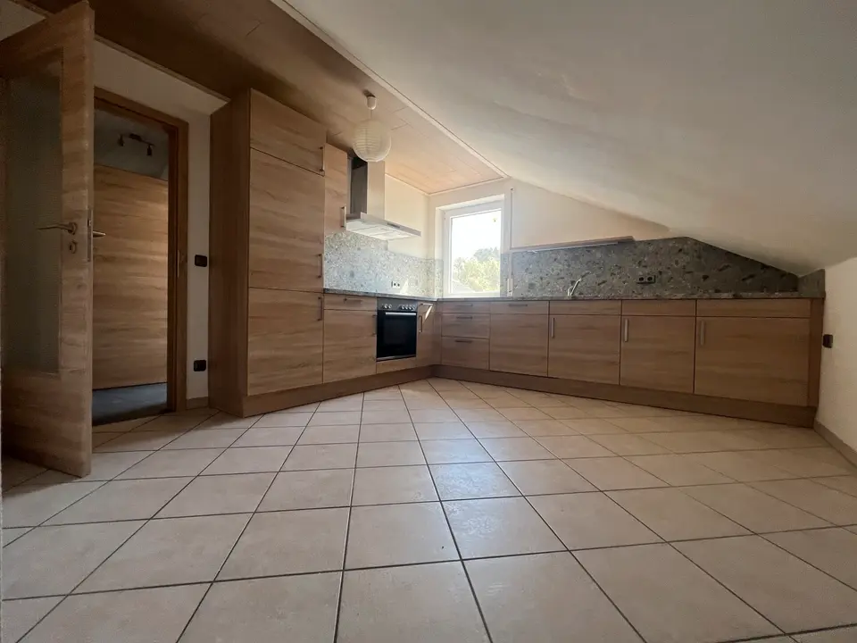 4 Zimmer Wohnung mit 100 m² in Ansbach – Bild 2