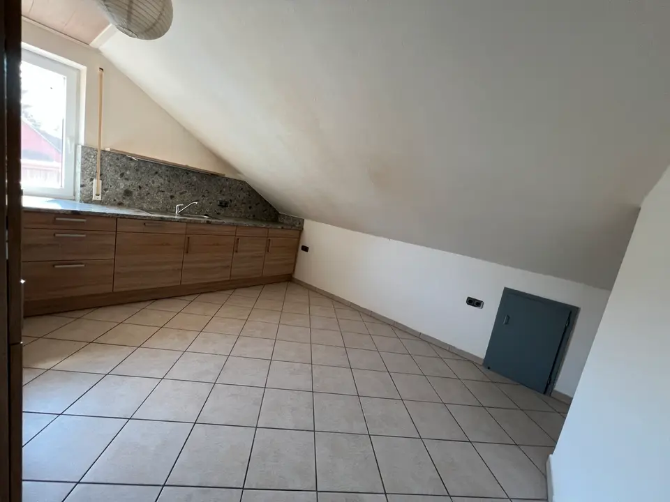 4 Zimmer Wohnung mit 100 m² in Ansbach – Bild 3